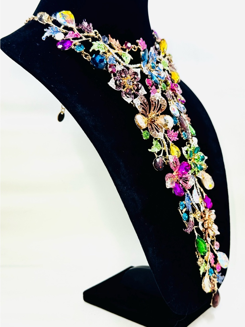 Christian Siriano Rose-Gold Multicolor Glass Floral Statement Bib Necklace NWT - Picture 2 of 3